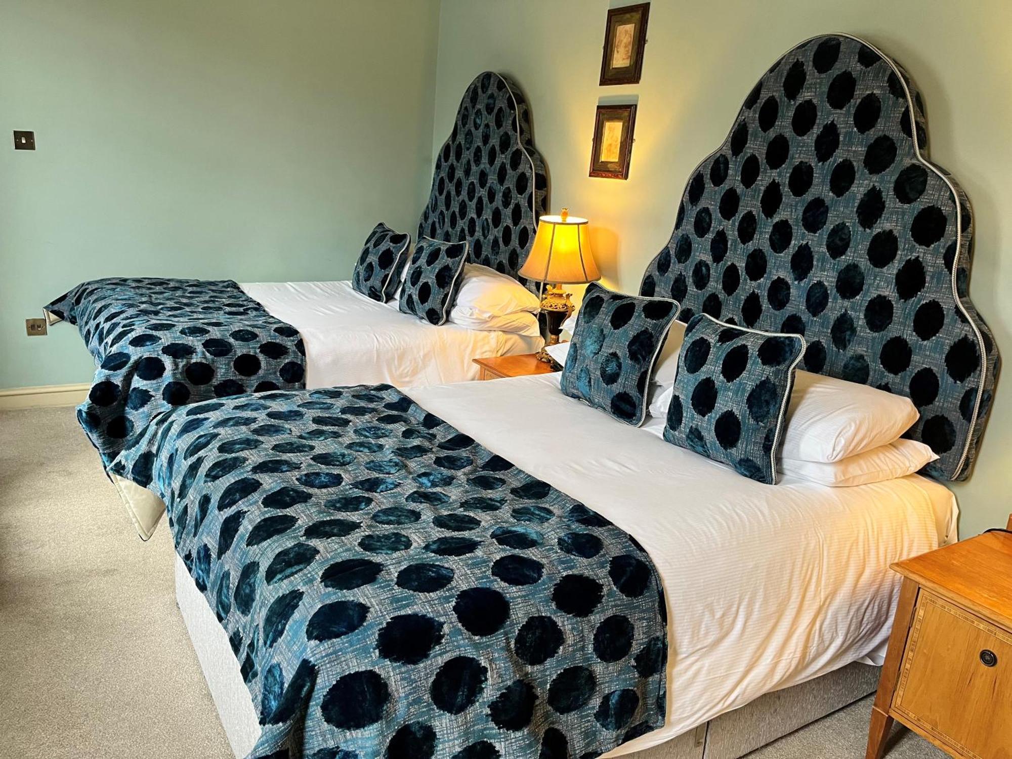 Ye Olde Bell Hotel & Spa Retford Eksteriør bilde